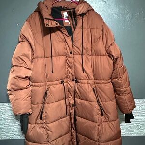 Very warm coat. Hardly ever worn.